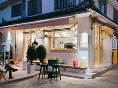 门面-大青树咖啡(大理古城店)