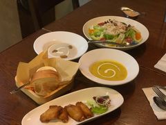 牛油果鸡丝沙拉-斯比特花园西餐厅(东方商厦店)