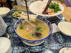 -桥香园云南过桥米线(金马碧鸡店)