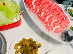 -洪氏嗨捞·广东猪肚鸡·椰子鸡火锅(西咸万象城店)