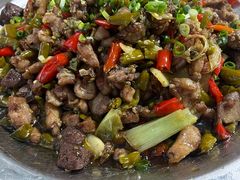 -廖哥泡椒兔(峨眉店)