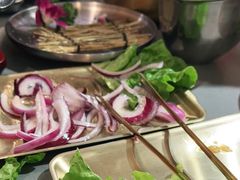 -围炉肉舍•炭烤活鳗•丹东海鲜烤肉(步行街店)