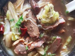 -闫家驴肉老店(华电一校店)