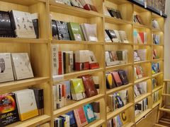 -猫的天空之城概念书店(印象城购物中心店)