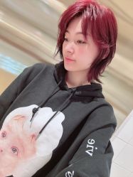 -PE SALON