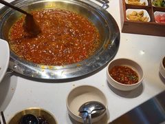 -老房老舍重庆火锅(假日城市店)