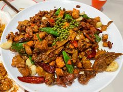 青花椒炒鸡-偏爱炒鸡(老县衙店)