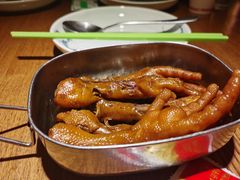 弄堂里的卤鸡爪-弄堂里·寻味杭州(湖滨银泰in77C区店)