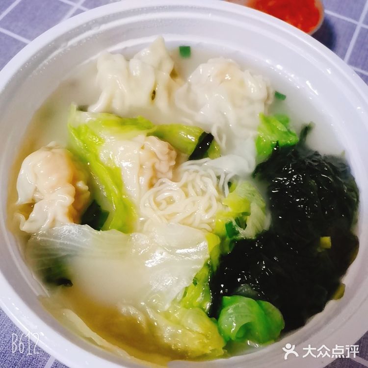 炒米粉超大一份，喜欢米粉的口感