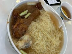 水饺拼牛筋面-香港麦奀云吞面世家(中山二路店)