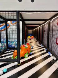 -孩子王童乐园(西安盛龙店)