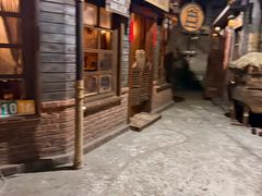 -暴风岛沉浸式体验馆(百联世纪店)