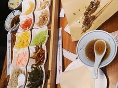 -怪噜范·老贵阳街头名小吃(数博万达店)