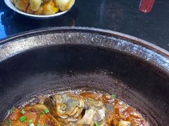 -鱼窝棚柴火铁锅炖(富山屯店)