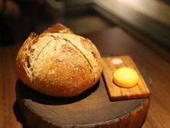 天然酵母裸麦酸面包&nbsp;佐&nbsp;烟熏牛油-MUME