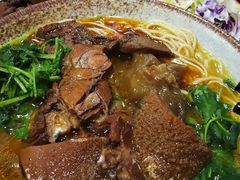 -金杨拉面王小吃面馆·牛三宝面·红烧牛肉粉