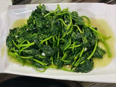 地瓜叶-姐妹临高乳猪店(海垦路店)