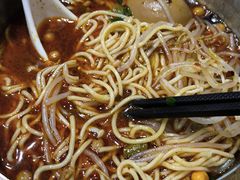 -魔都三兄弟酸辣粉·蘸卤炸串(虹桥万科店)