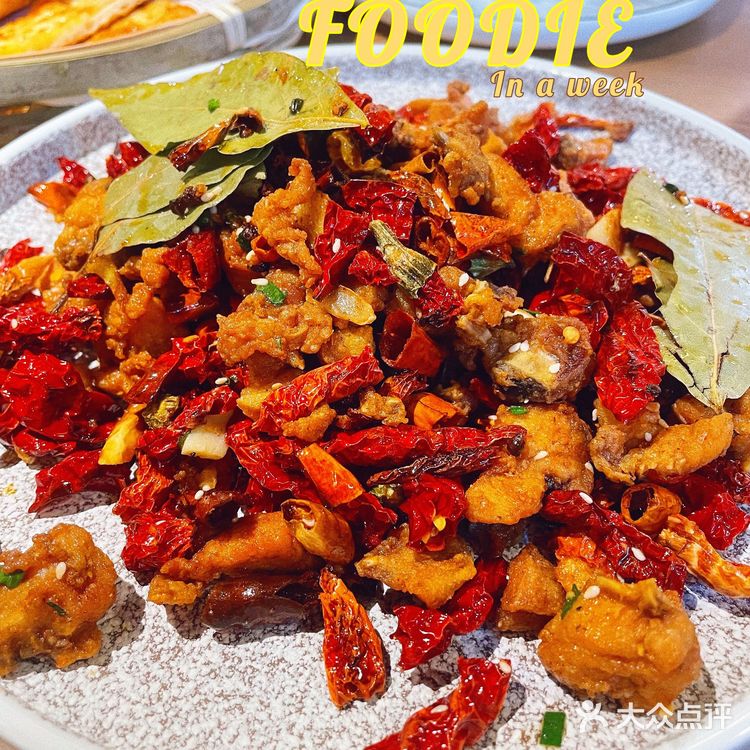 在武汉居然吃到了这么正宗的新疆菜🍇