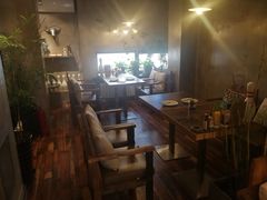 -HIGH FIVE哈福手工汉堡(桂林路店)