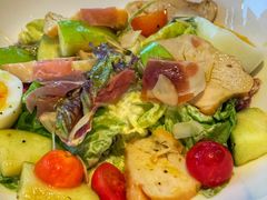 -MONICH牛排融合餐厅(和义大道购物中心店)