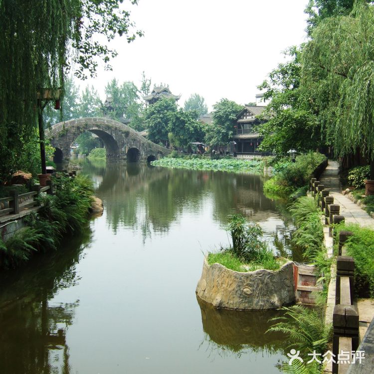 攻略｜成都黄龙溪古镇，最商业的成都古镇