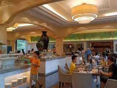 自助取餐区-鲤鱼洲酒店港鲤咖啡厅