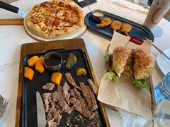 -必胜客(巴沟店)
