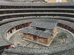 -初溪土楼群