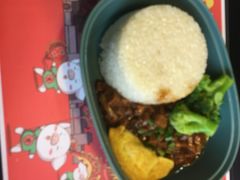 -老娘舅餐厅(黄龙体育中心店)