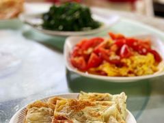 -三亚火车头万人海鲜广场