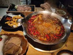 -湊湊火锅·茶憩(杭州湖滨银泰in77店)