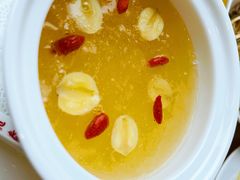银耳莲子羹-鼎泰丰(嘉年华•海信广场VILLAGE店)