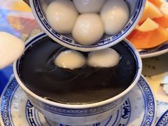 -广信牛奶甜品世家(台东店)