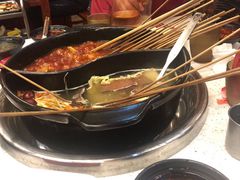 -钢管厂五区小郡肝串串香(蜀都万达店)