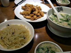 -吕氏疙瘩汤·海鲜新鲁菜(海州利群店)