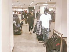 -ZARA(恒隆广场店)