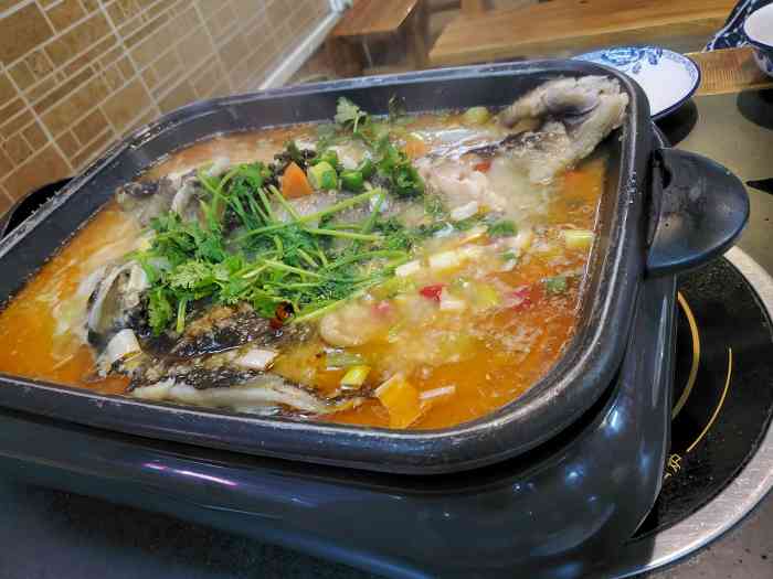 顺水鱼庄-"是在一家开得比较深入的小店,朋友推荐就过.