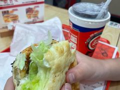 -塔斯汀中国汉堡(徐汇汇京广场店)