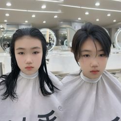 -十六番发型师事务所