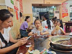 -储奇门鳝鱼火锅(总店)