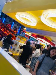 -乐高品牌旗舰店(人民广场店)