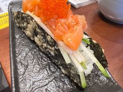 -8PINTS八品脱·日料·烧鸟·精酿小酒馆(莘庄店)