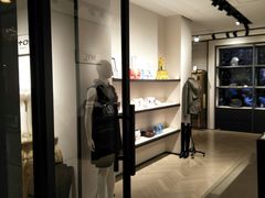 -Salon de The de Joel Robuchon(外滩18号店)
