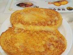 奶油豬仔包-翠华餐厅(百老汇店)