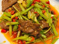 小炒黄牛肉-四季暖堂·融合江浙菜(N1955创业园店)