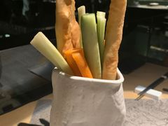 -穹六人间 people 6(岳阳路店)