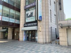 -More摩尔医美の注射线雕光电中心