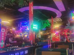 -路边边.炒菜烧烤.音乐餐厅(良乡长虹店)