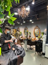 -影博莎美容美发形象设计中心